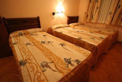 Hostal Cruz Verde Navalcarnero Chambre photo